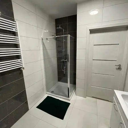 아파트 Letnia 28 쿠드즈코