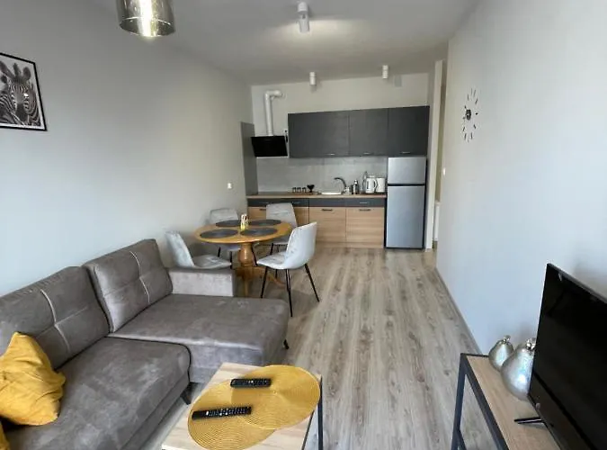 Apartment Letnia 28 *